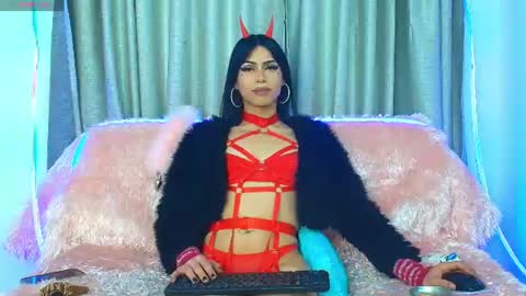 Klhoe Carter 3 online show from June 27, 7:13 am