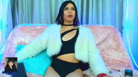 Klhoe Carter 3 online show from July 19, 7:01 am
