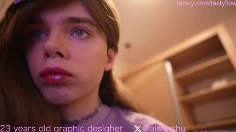 Snapshot of 1000and1nights_ chatting on January 30, 2:25 pm Aishe online show from January 30, 2:25 pm