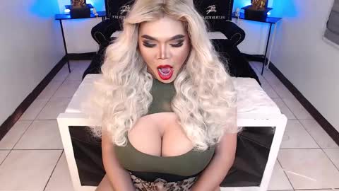 Sasha Banks online show from January 9, 10:52 pm