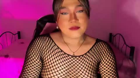 1lovelymess online show from October 30, 4:44 am