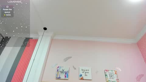 J A D E online show from November 17, 12:38 pm