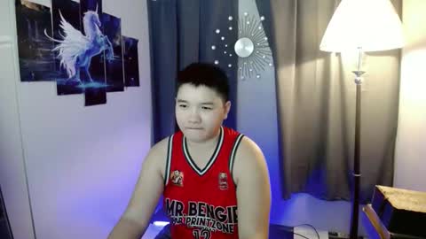 Tom online show from April 6, 8:25 am