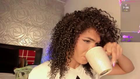 Venus online show from November 16, 7:57 pm