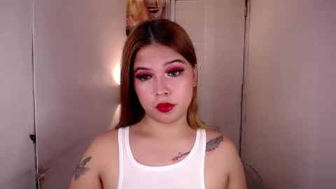 adorabletsforyouxx online show from October 31, 8:35 am