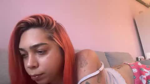 Snapshot of afrodit01 chatting on September 10, 5:01 pm afrodit01 online show from September 10, 5:01 pm