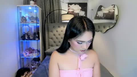 Ahmri online show from October 24, 6:35 pm