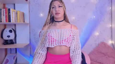 alexaavandercloude online show from June 23, 8:28 pm