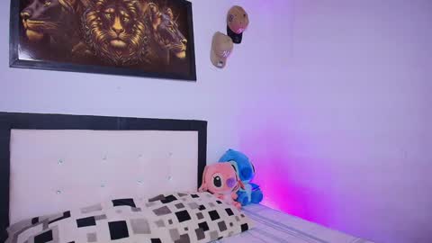    online show from December 20, 12:05 pm