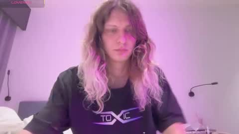 AlicePinkhead online show from November 24, 9:55 am