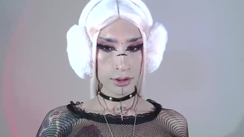     online show from January 23, 2:23 am