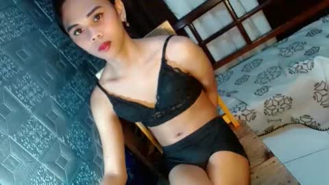 aliexagrey online show from October 9, 4:58 am