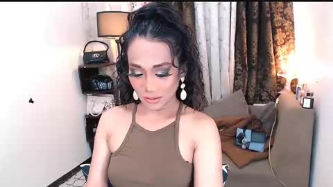 amber online show from November 7, 10:37 am