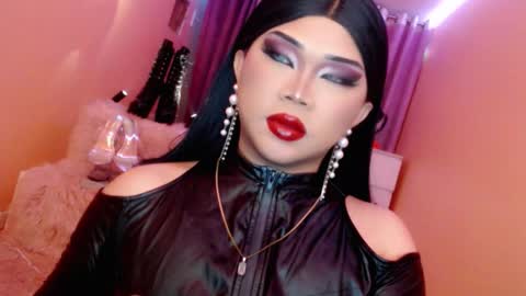 Queen Mireska online show from February 21, 4:43 pm