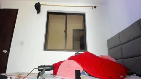 ANDREA online show from April 18, 2:30 pm