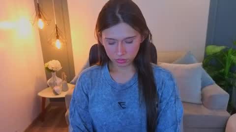 Andre Castaneda online show from April 16, 9:39 pm