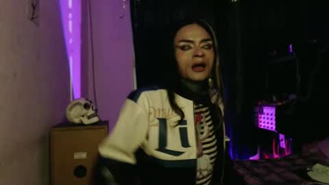 Angel online show from November 13, 8:45 am