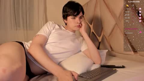 Angel Fiore online show from March 7, 3:45 am