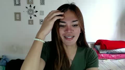 Snapshot of angelic_slutxx chatting on February 27, 3:36 am Yhanna online show from February 27, 3:36 am