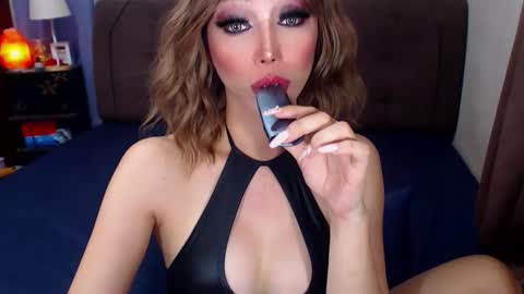 MS. AMALIA online show from May 30, 9:18 am