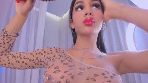 Angel Rosario online show from March 11, 6:32 am