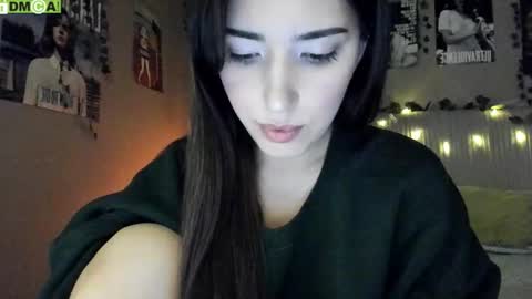 Snapshot of anisa_sweet chatting on October 21, 8:16 am Anisa Moan from LovenseWet from Tip MenuOpen for Private online show from October 21, 8:16 am