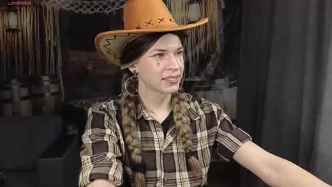 Anna online show from March 4, 5:17 pm