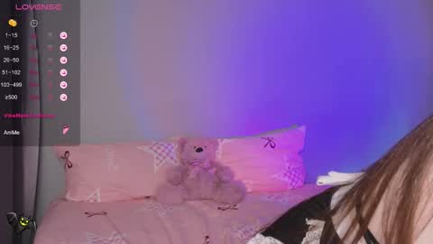 Snapshot of april_kampf_ chatting on October 30, 7:46 pm April online show from October 30, 7:46 pm