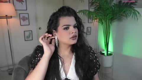 Snapshot of artechloe chatting on October 16, 11:15 pm Chloe online show from October 16, 11:15 pm