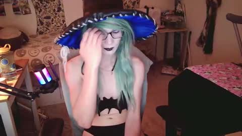 Snapshot of ashethegengar chatting on October 16, 6:29 pm Ashley Scarlett online show from October 16, 6:29 pm