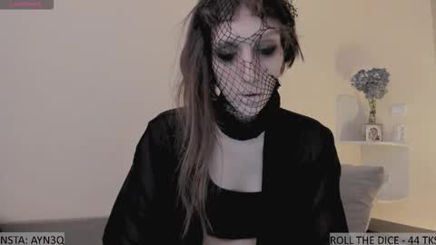 AYNEK        fansly  online show from November 15, 6:28 pm