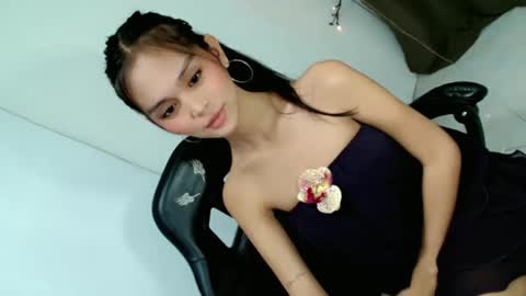 baby_zoexx online show from March 27, 12:36 am