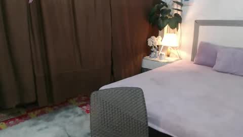   AMANDA  online show from November 2, 3:32 pm