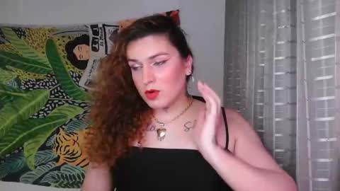 bettytaylor23 online show from November 23, 9:39 pm