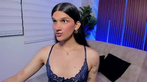 bianca_baldwin01 online show from April 28, 12:31 am