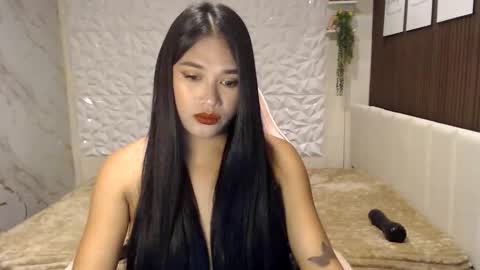 Snapshot of bigcockbella chatting on October 13, 2:47 am Bella online show from October 13, 2:47 am