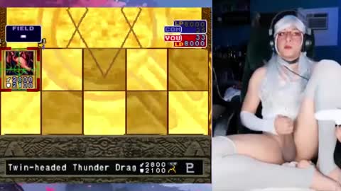 billie_cross_ online show from February 2, 11:40 am