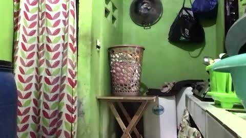 Crystal online show from February 25, 2:38 am