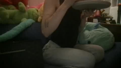 Snapshot of boywithbug chatting on February 4, 12:19 am boywithbug online show from February 4, 12:19 am