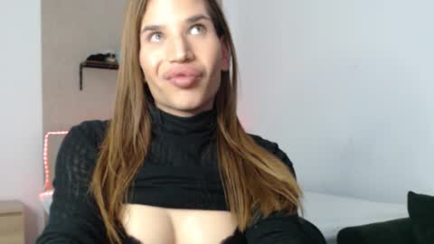 Luna online show from January 8, 6:01 pm