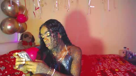 butterfly_rouse online show from November 14, 1:41 pm