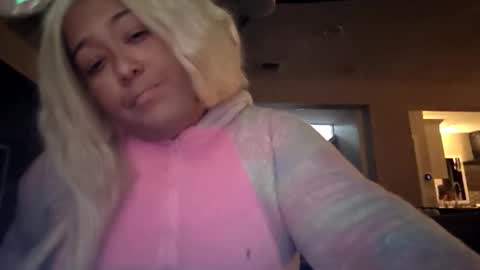 camzxoxox online show from March 3, 7:59 am