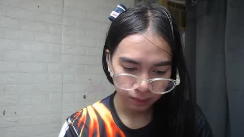 Snapshot of camela_star chatting on February 4, 2:53 pm camela_star online show from February 4, 2:53 pm