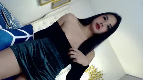 camillejoson online show from April 9, 1:18 am