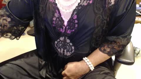 CammieCD online show from October 28, 3:43 pm