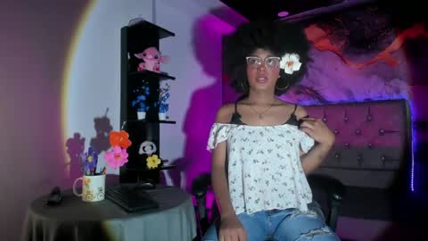 cataleyamoon_ online show from June 2, 7:59 pm
