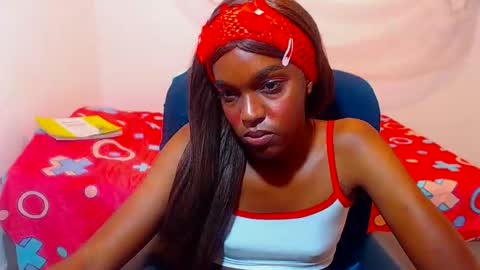 cathi_nahomi online show from October 15, 11:05 pm