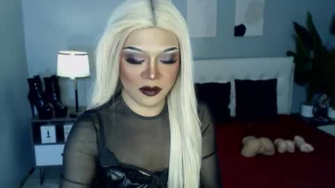 charlizetorres69 online show from January 12, 10:33 am