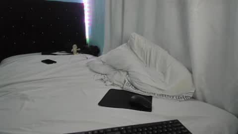 charlotte_xc online show from February 23, 6:39 am