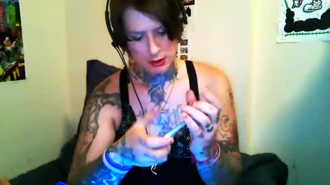 chl0efromthestars online show from October 23, 3:21 am